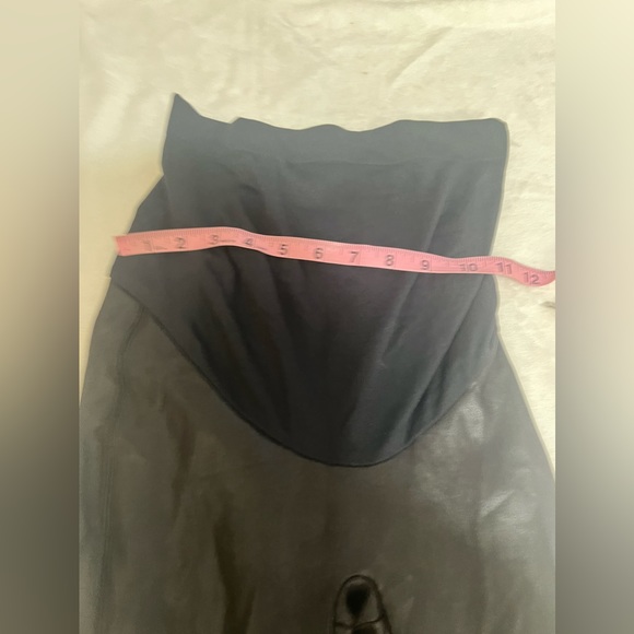 SPANX faux leather maternity legging size S - Picture 10 of 14